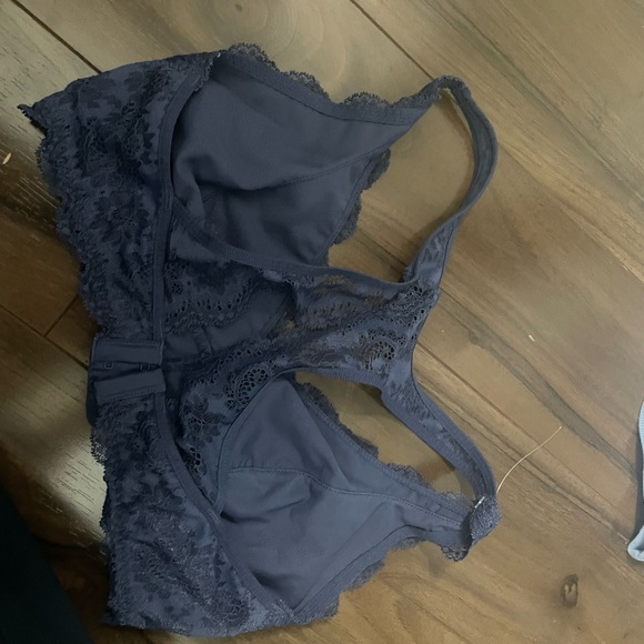 Blue lace bralette - Picture 2 of 2